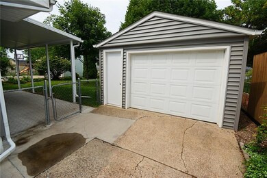 Spacious 1+ car garage