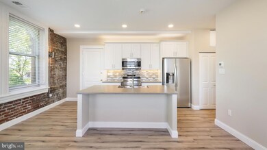 24 N Main St unit 4, Doylestown, PA 18901 - photo 2