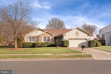 3553 Armfield Farm Dr, Chantilly, VA 20151 - photo 4