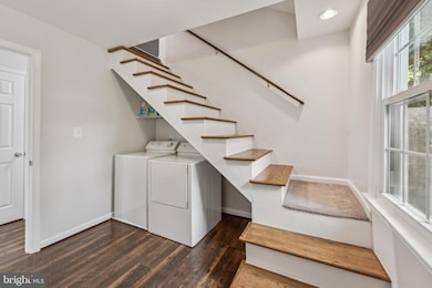 217 Locust Ave, Colonial Beach, VA 22443 - photo 4