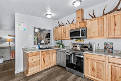 20400 Highway 62, Shady Cove, OR 97539 - photo 7