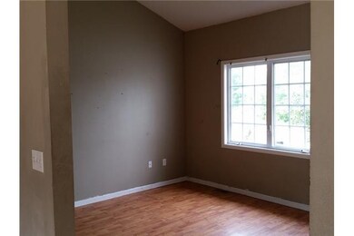 2440 Whispering Ridge Dr, Des Moines, IA 50320 - photo 4