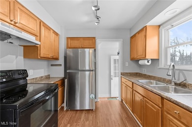 24345 Alexander Rd, Bedford, OH 44146 - photo 5