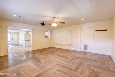 2059 Trailwood Dr Biloxi-6