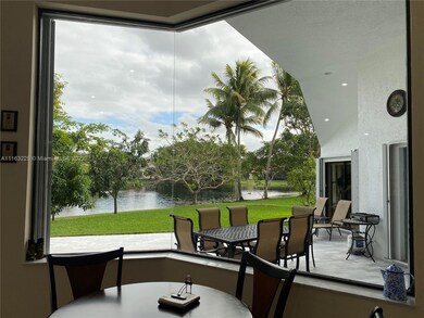 1008 Trailmore Ln, Weston, FL 33326 - photo 2