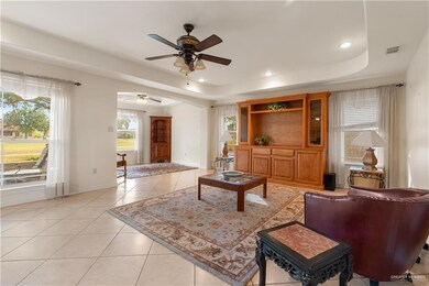 3318 Country Club Dr N, Edinburg, TX 78542 - photo 4