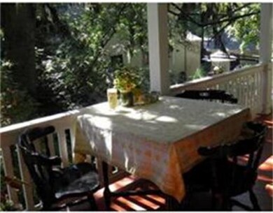 20 Waldron Ct, Marblehead, MA 01945 - photo 7