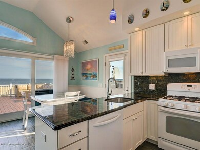 DR/Kitchen