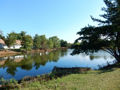 84 Parkway Dr unit 1000, Freehold, NJ 07728 - photo 4