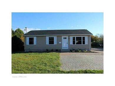 135 Liberty St unit 1, Pawcatuck, CT 06379 - photo 2