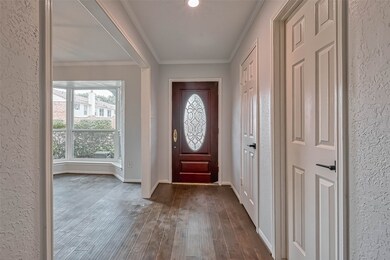 14327 Lost Meadow Ln, Houston, TX 77079 - photo 3