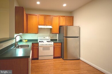 807 Estuary Dr, Odenton, MD 21113 - photo 5