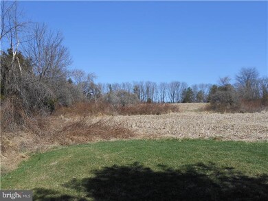 941 Penns Park Rd, Newtown, PA 18940 - photo 2