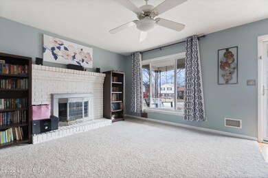 5504 Fran Ct, Louisville, KY 40291 - photo 3