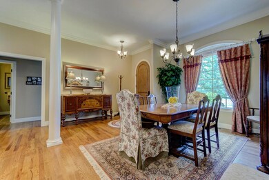 1328 Eaglesgate-13