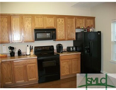 Kitchen. All kitchen appliances stay with home!