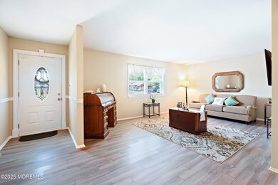 06-Foyer and Living