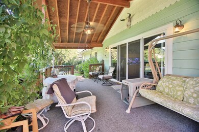 954 NE 9th St, Grants Pass, OR 97526 - photo 7