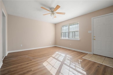 630 Mcbride Cir N unit A, Axis, AL 36505 - photo 4