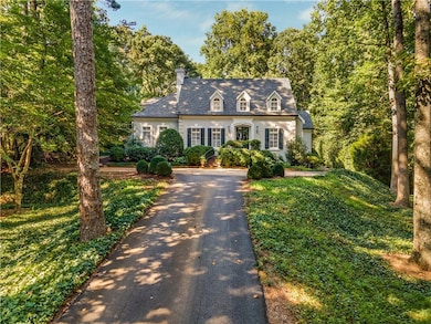 4224 E Conway Dr NW, Atlanta, GA 30327 - photo 3