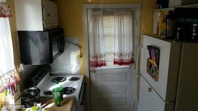 722 Cotter Rd, Glen Burnie, MD 21060 - photo 6