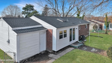 8 Norman Dr, Neptune, NJ 07753 - photo 5