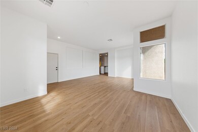 Dining Room/Entry