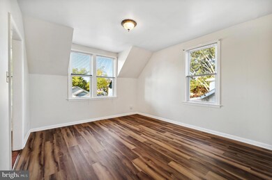 29 Myrtle Ave, Morton, PA 19070 - photo 2