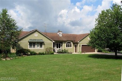 10155 Burlingame Ave SW, Byron Center, MI 49315 - photo 2