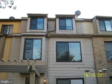 9204 Chadburn Place, Montgomery Village, MD 20886 - photo 2