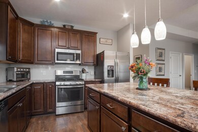 6246UpperAlbanyCrossing1-1