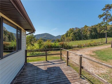 109 Dix Creek Chapel Rd, Asheville, NC 28806 - photo 2