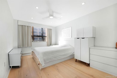 301 Cathedral Pkwy unit 3M, New York, NY 10026 - photo 6