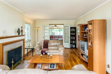 70 S Cassady Ave, Columbus, OH 43209 - photo 4