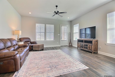 10462 Highcrest Dr, Denham Springs, LA 70706 - photo 5