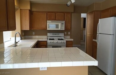 unlisted-address, Las Vegas, NV 89156 - photo 5