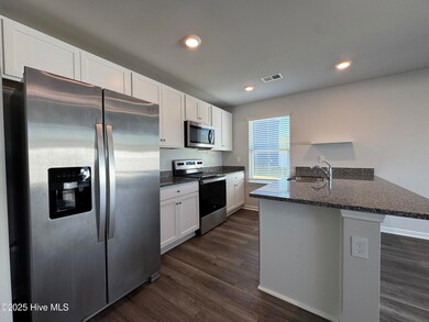 3146 Lobelia Ln, Leland, NC 28451 - photo 4