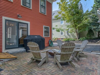 1 Walnut St, Newburyport, MA 01950 - photo 5