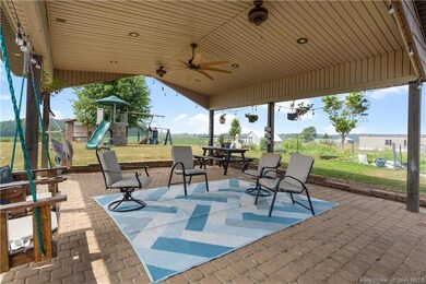 BEAUTIFUL OUTDOOR AREA!
