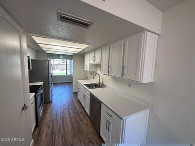 kitchen (2)