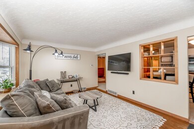 1286 Scott Ave, Waterloo, IA 50701 - photo 3