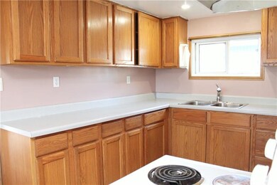 Kitchen 17x8