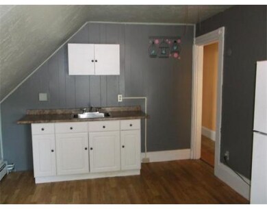 58 Albion St unit 3, Rockland, MA 02370 - photo 4