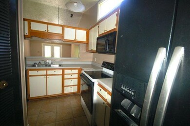 KITCHEN 3