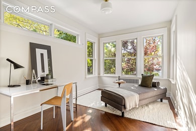 689 E 17th St unit TWNHSE, Brooklyn, NY 11230 - photo 4