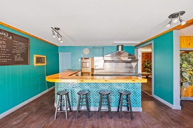 5-web-or-mls-204 W Main st, Mitchell (5