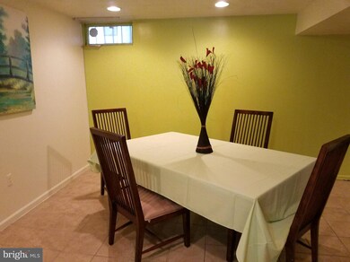 934 Cypress Point Cir, Bowie, MD 20721 - photo 4