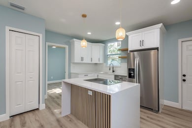 110 Kenwood Ave, Clearwater, FL 33755 - photo 6