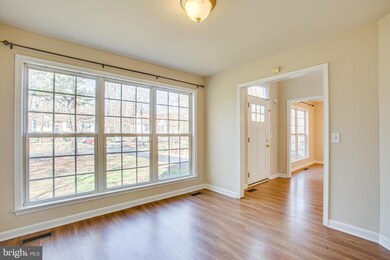 302 Falmouth Dr, Ruther Glen, VA 22546 - photo 5