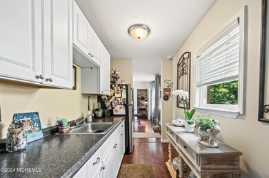 89 White St unit C, Eatontown, NJ 07724 - photo 4